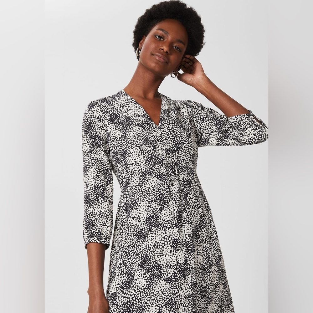 Hobbs Sihloh Printed Dress Black White Feminine Ditsy Hearts‎ size 10